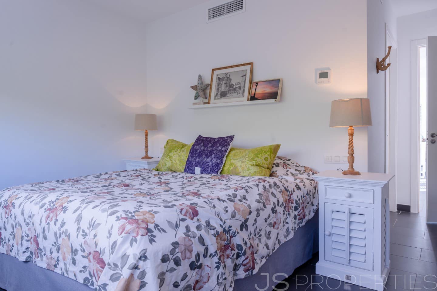 3 bedroom Villa for sale in Alcudia - € 1,800,000 (Ref: 8802908)