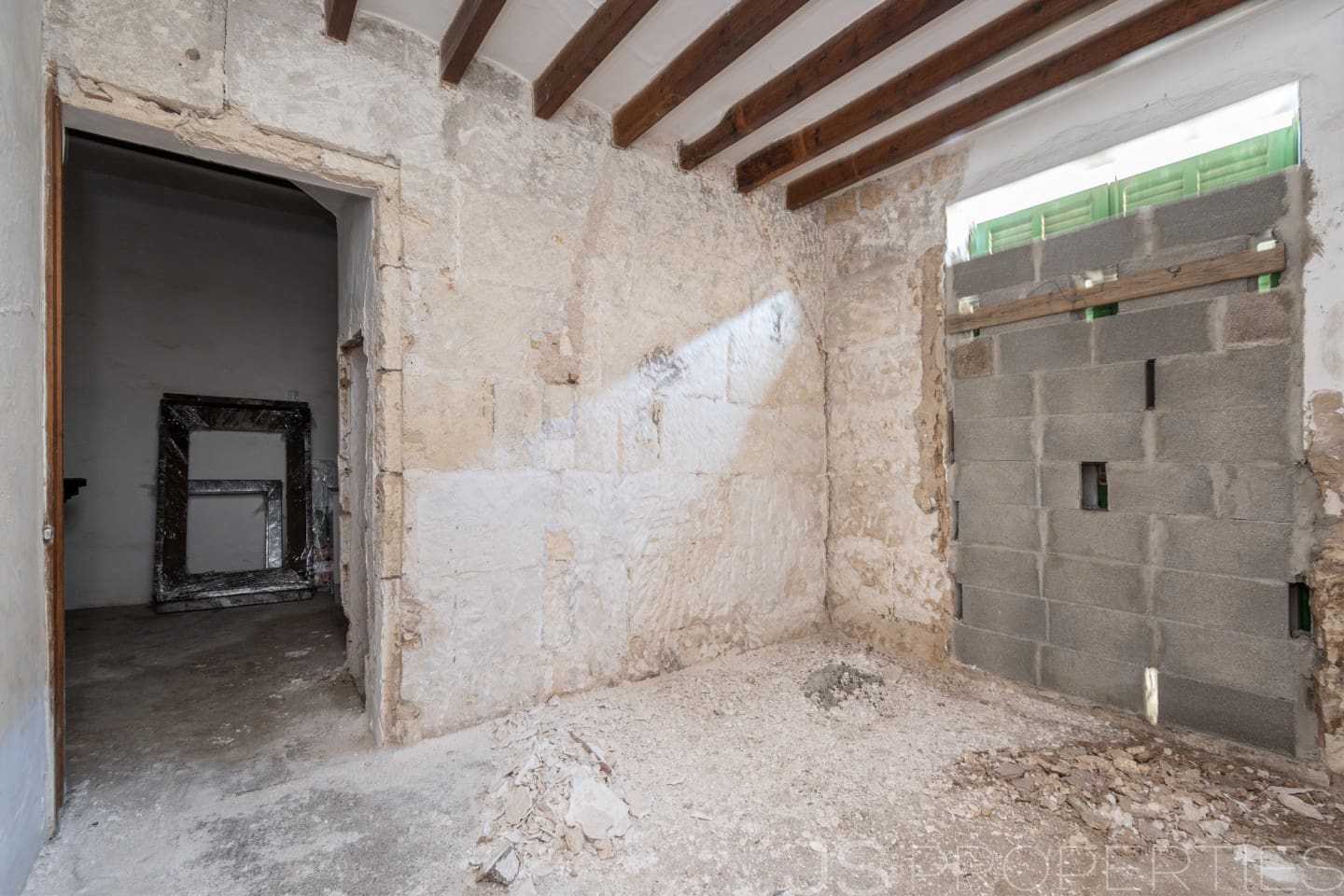 3 bedroom Townhouse for sale in Sa Pobla - € 193,000 (Ref: 8942514)