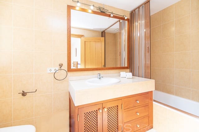 3 bedroom Apartment for sale in Port de Pollença, Pollensa / Pollença - € 424,200 (Ref: 9072208)