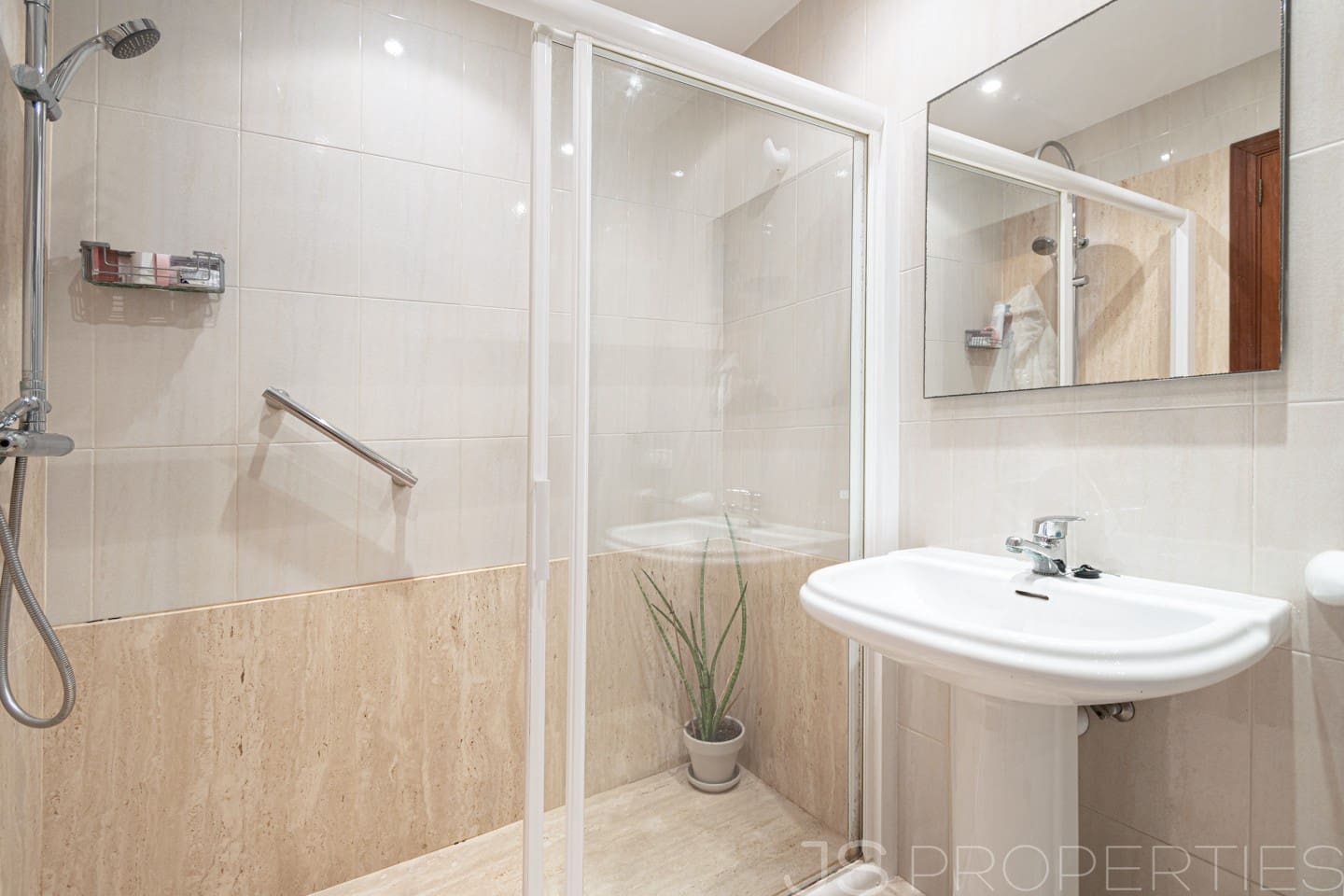 Apartamento de 3 habitaciones en Pollensa / Pollença en venta - 550.000 € (Ref: 9161666)