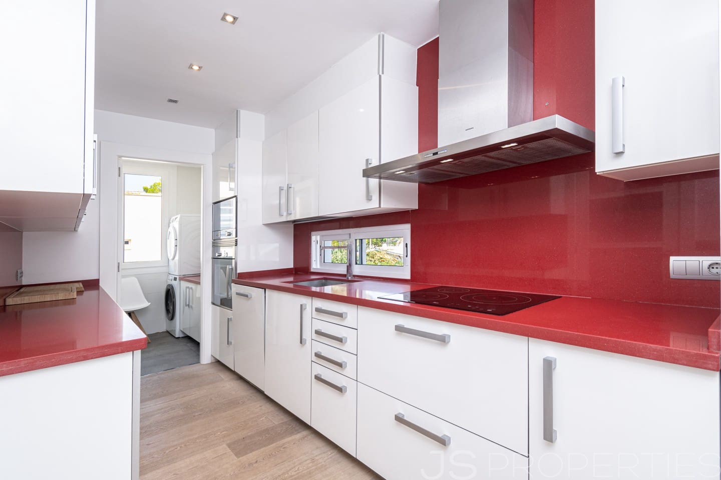 3 bedroom Apartment for sale in Pollensa / Pollenca - € 795,000 (Ref: 9172303)