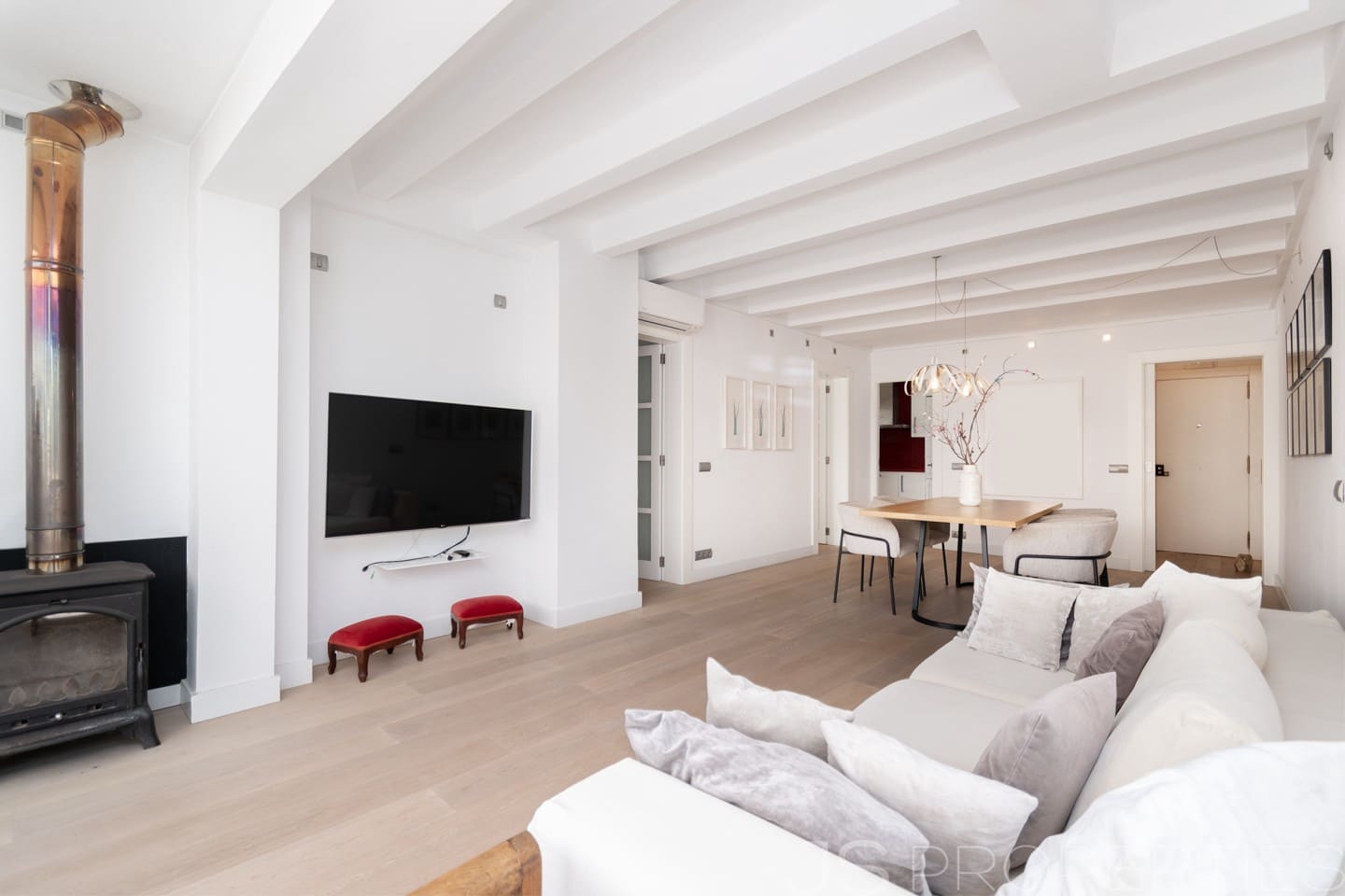 3 bedroom Apartment for sale in Pollensa / Pollenca - € 795,000 (Ref: 9172303)