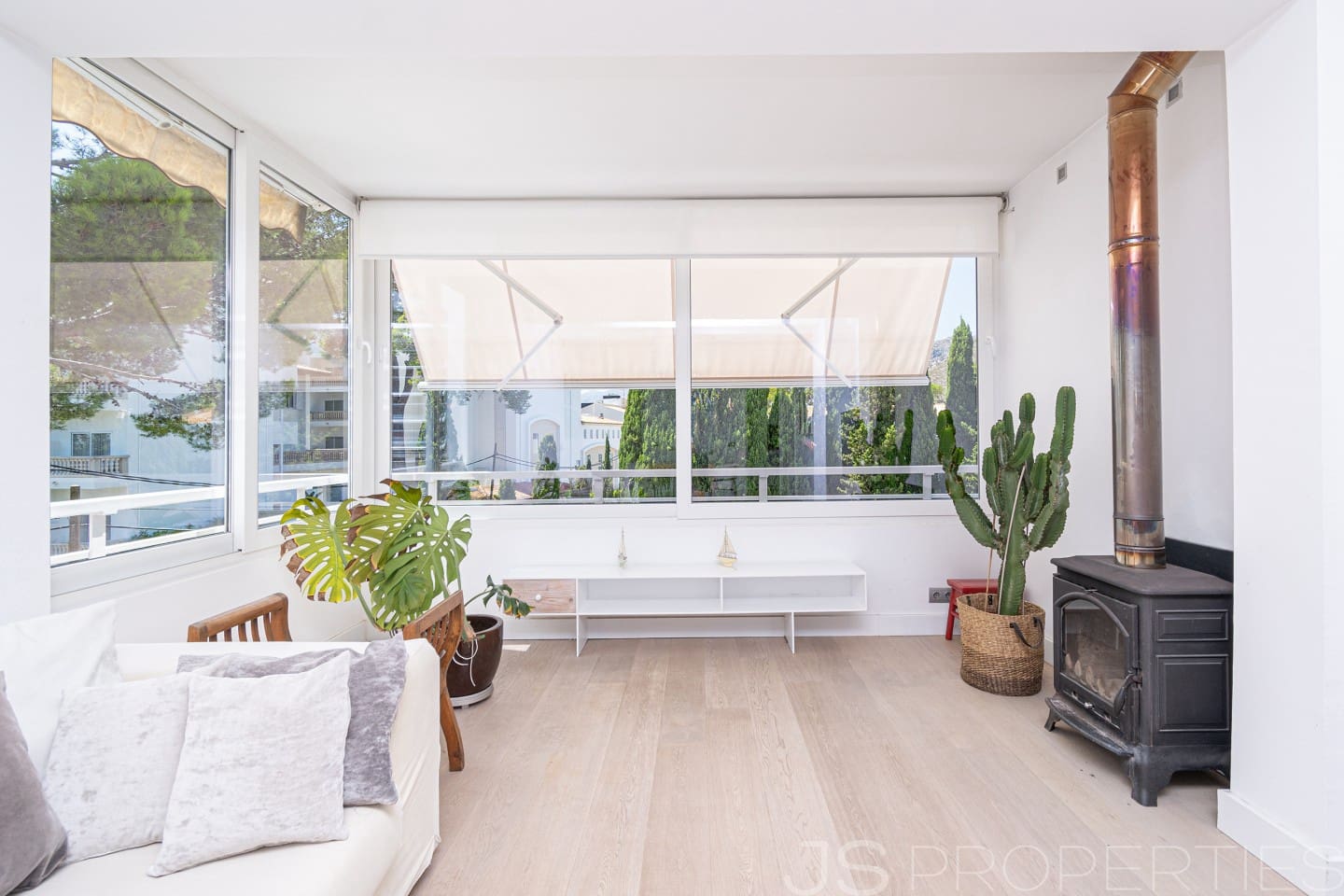 3 bedroom Apartment for sale in Pollensa / Pollenca - € 795,000 (Ref: 9172303)