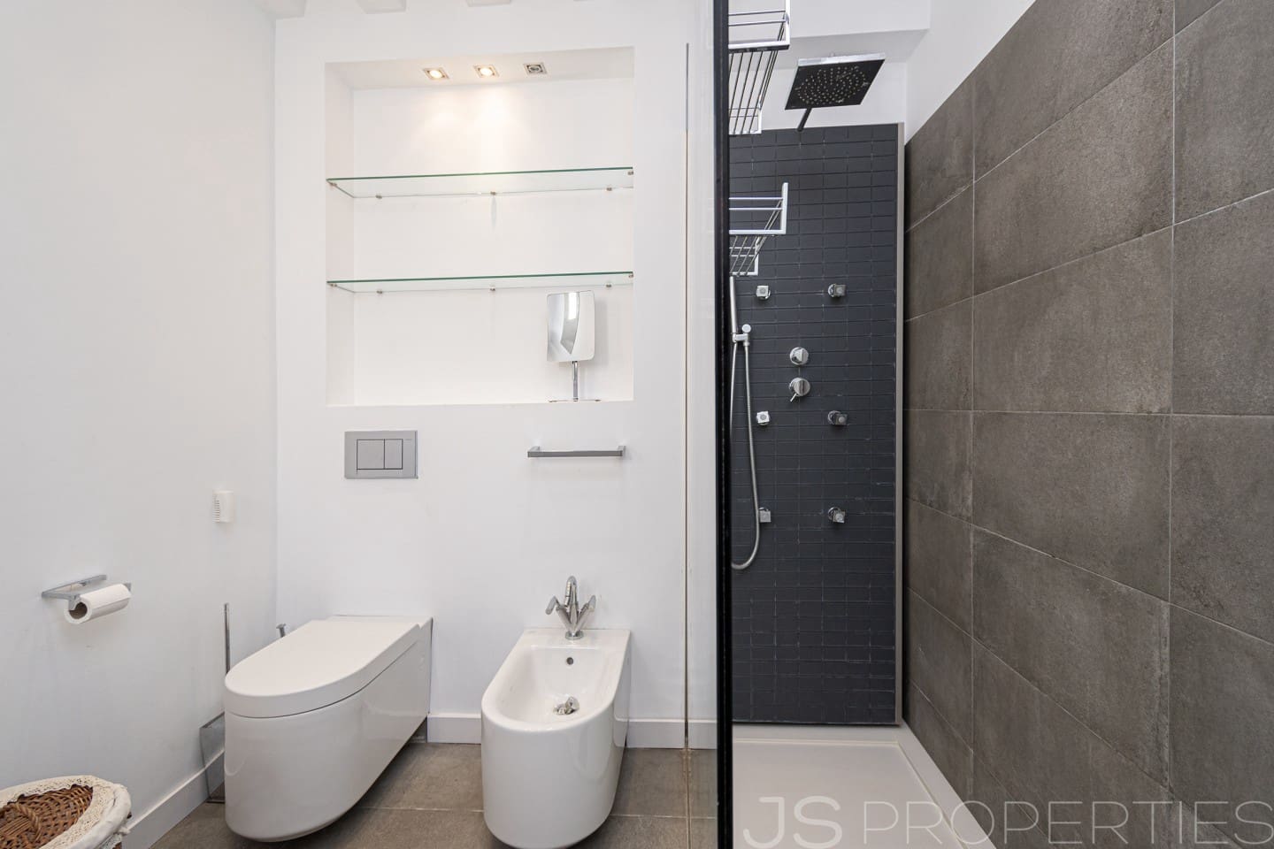 3 bedroom Apartment for sale in Pollensa / Pollenca - € 795,000 (Ref: 9172303)