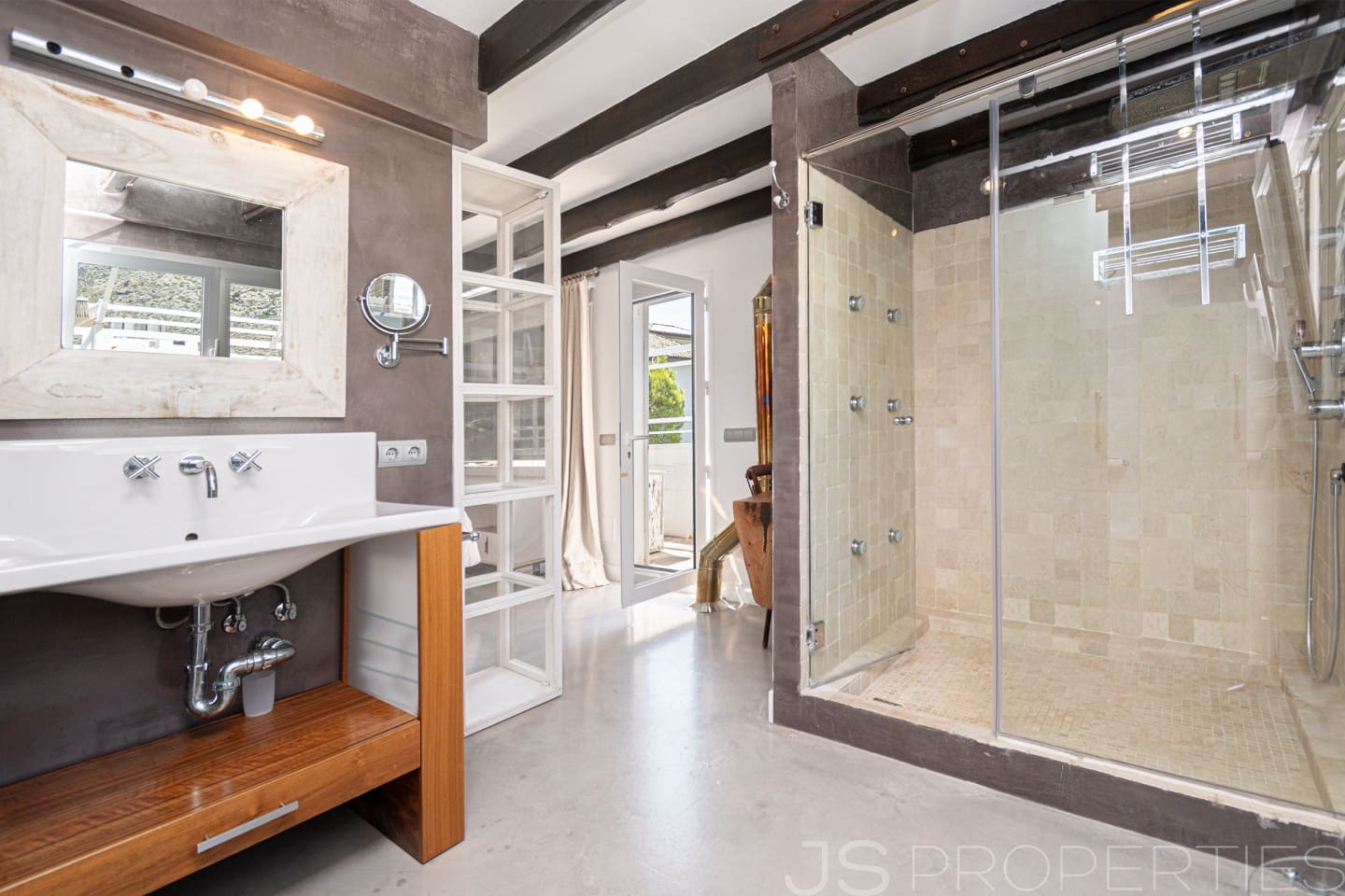 3 bedroom Apartment for sale in Pollensa / Pollenca - € 795,000 (Ref: 9172303)