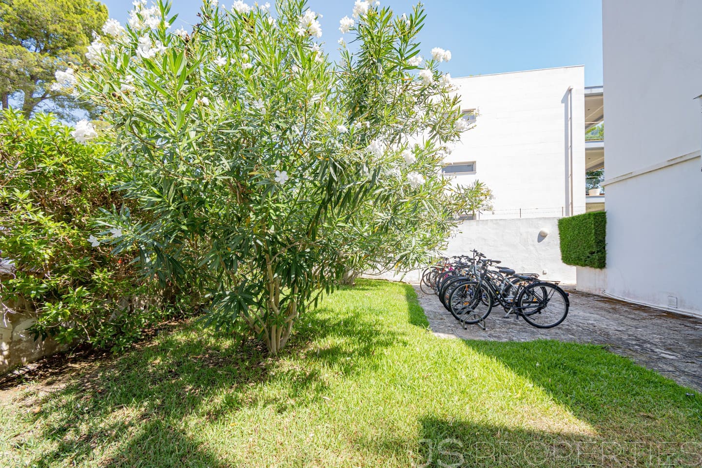 3 bedroom Apartment for sale in Pollensa / Pollenca - € 795,000 (Ref: 9172303)