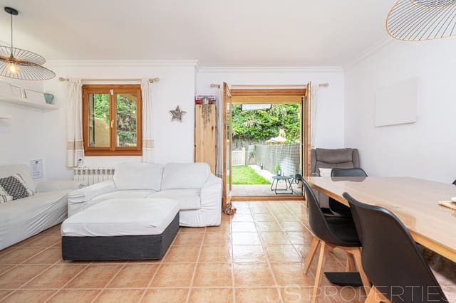 4 soveværelse Semi-Rækkehus til salg i Pollensa / Pollença - € 575.000 (Ref: 9192665)