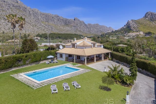 3 sypialnia Willa na sprzedaż w Port de Pollença, Pollensa / Pollença - 2 190 000 € (Ref: 9205624)