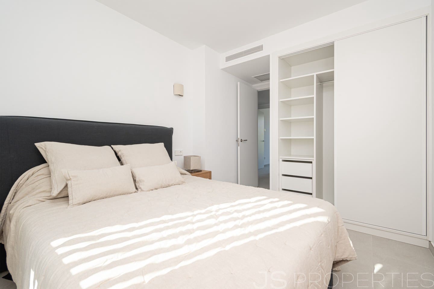 3 slaapkamer Halfvrijstaande villa te koop in Muro - € 840.000 (Ref: 9210453)