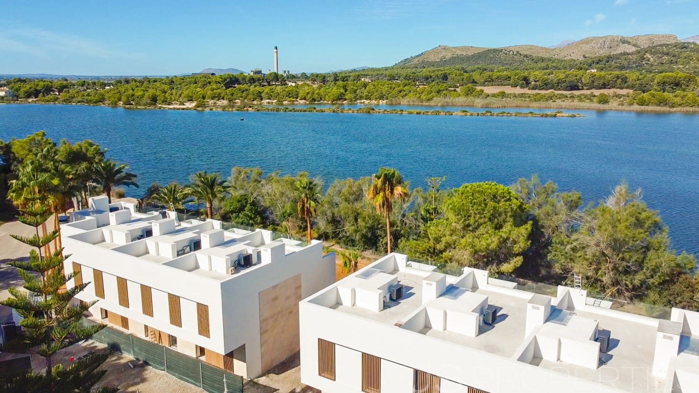 3 slaapkamer Halfvrijstaande villa te koop in Muro - € 840.000 (Ref: 9210453)