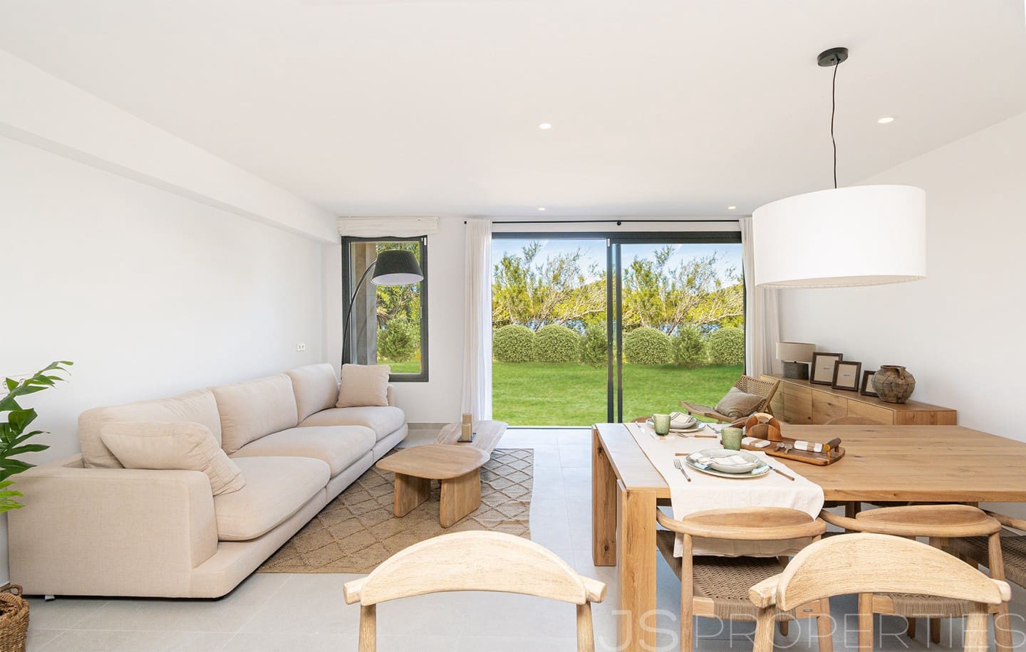 3 slaapkamer Halfvrijstaande villa te koop in Muro - € 690.000 (Ref: 9210454)