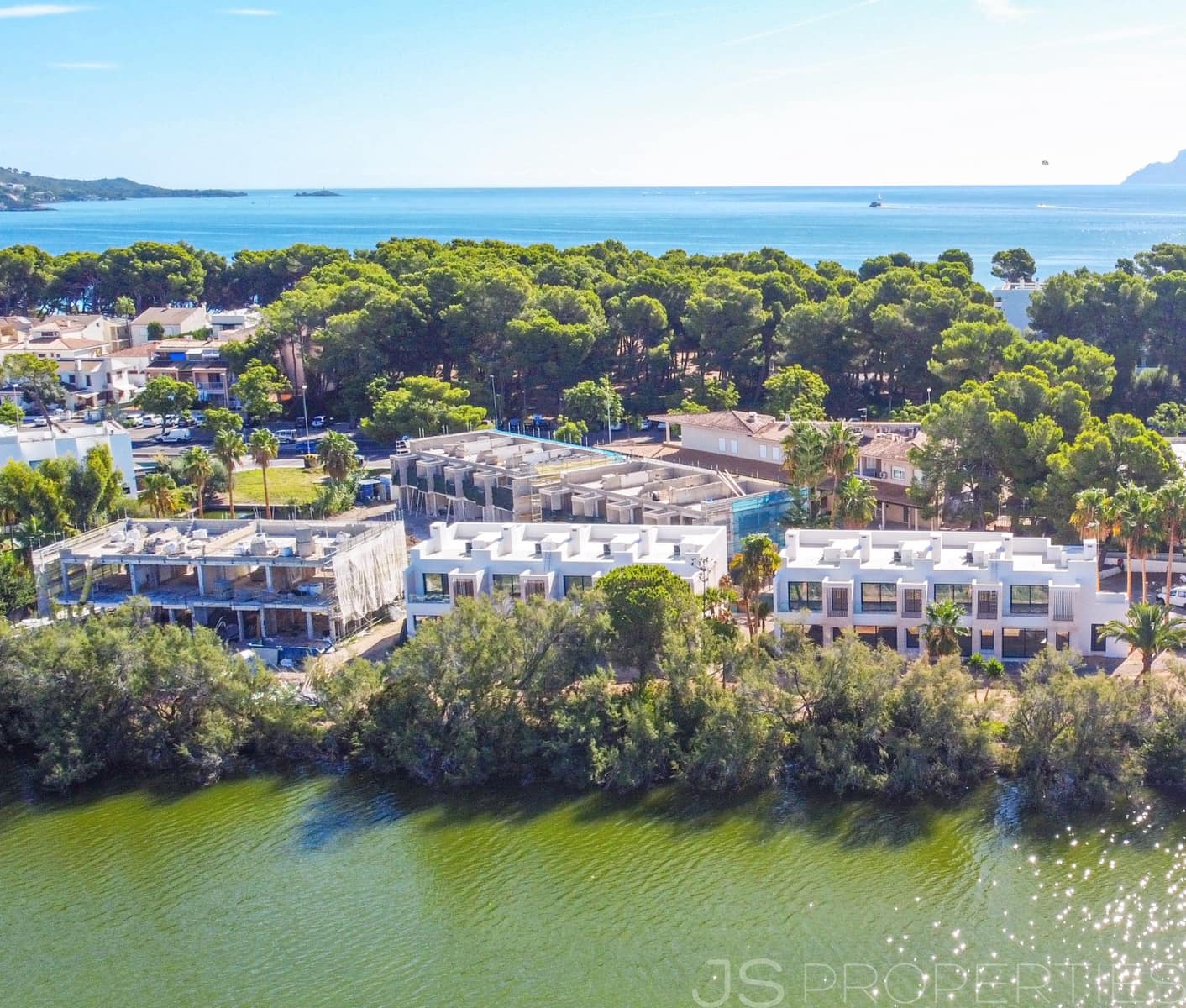 3 slaapkamer Halfvrijstaande villa te koop in Muro - € 690.000 (Ref: 9210454)