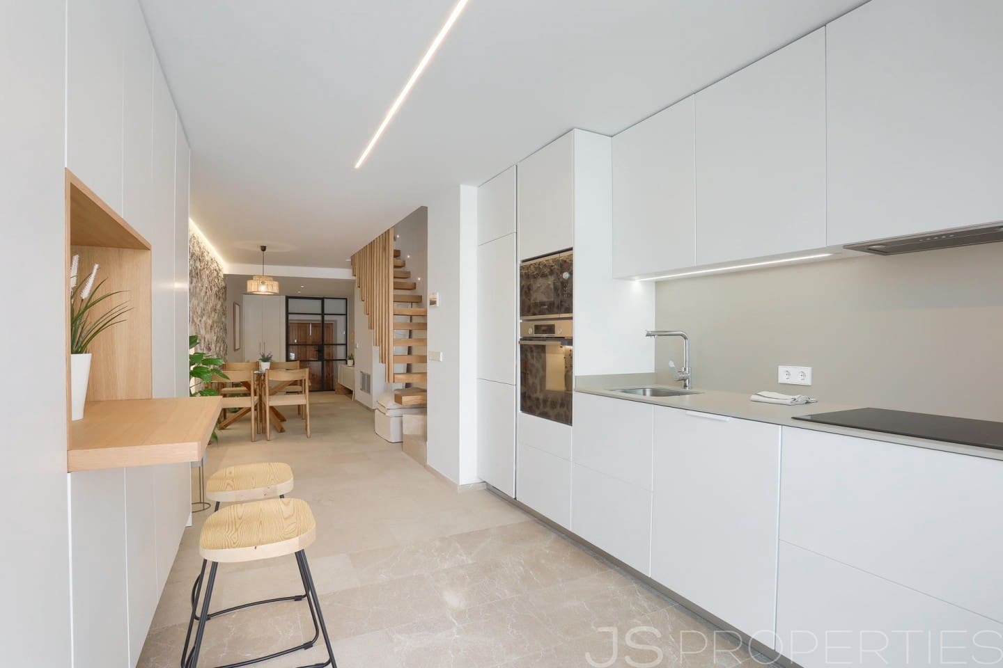 2 bedroom Townhouse for sale in Pollensa / Pollenca - € 855,000 (Ref: 9216368)