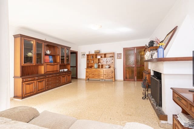 3 bedroom Apartment for sale in Port de Pollença, Pollensa / Pollença - € 350,000 (Ref: 9235097)