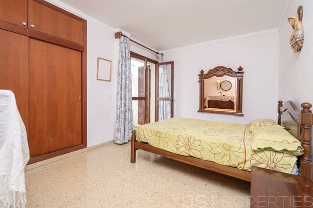 3 bedroom Apartment for sale in Port de Pollença, Pollensa / Pollença - € 350,000 (Ref: 9235097)