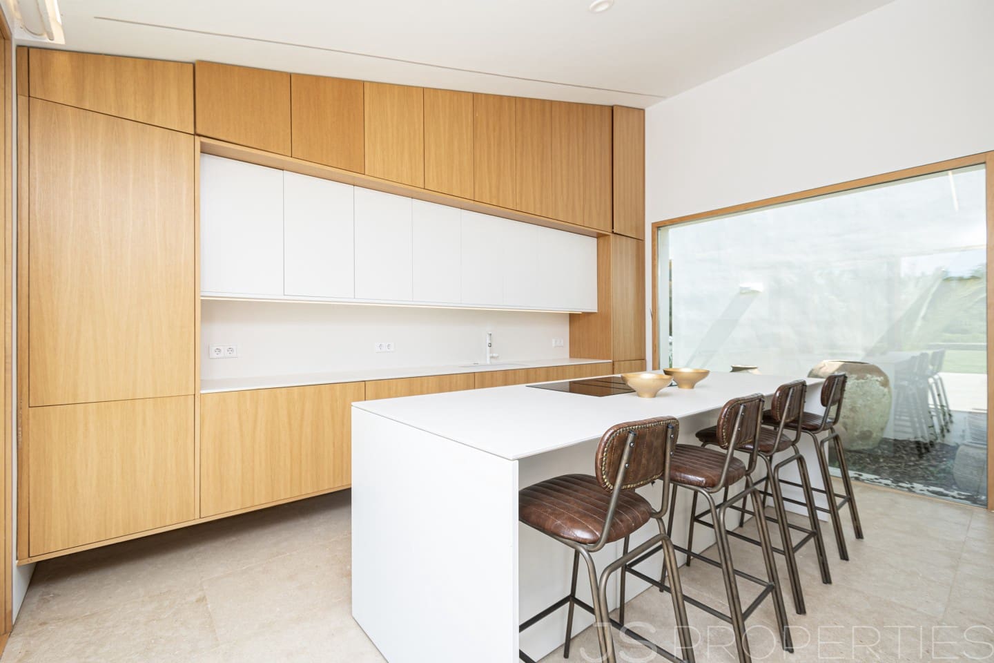 6 bedroom Villa for sale in Pollensa / Pollenca - € 5,200,000 (Ref: 9263814)