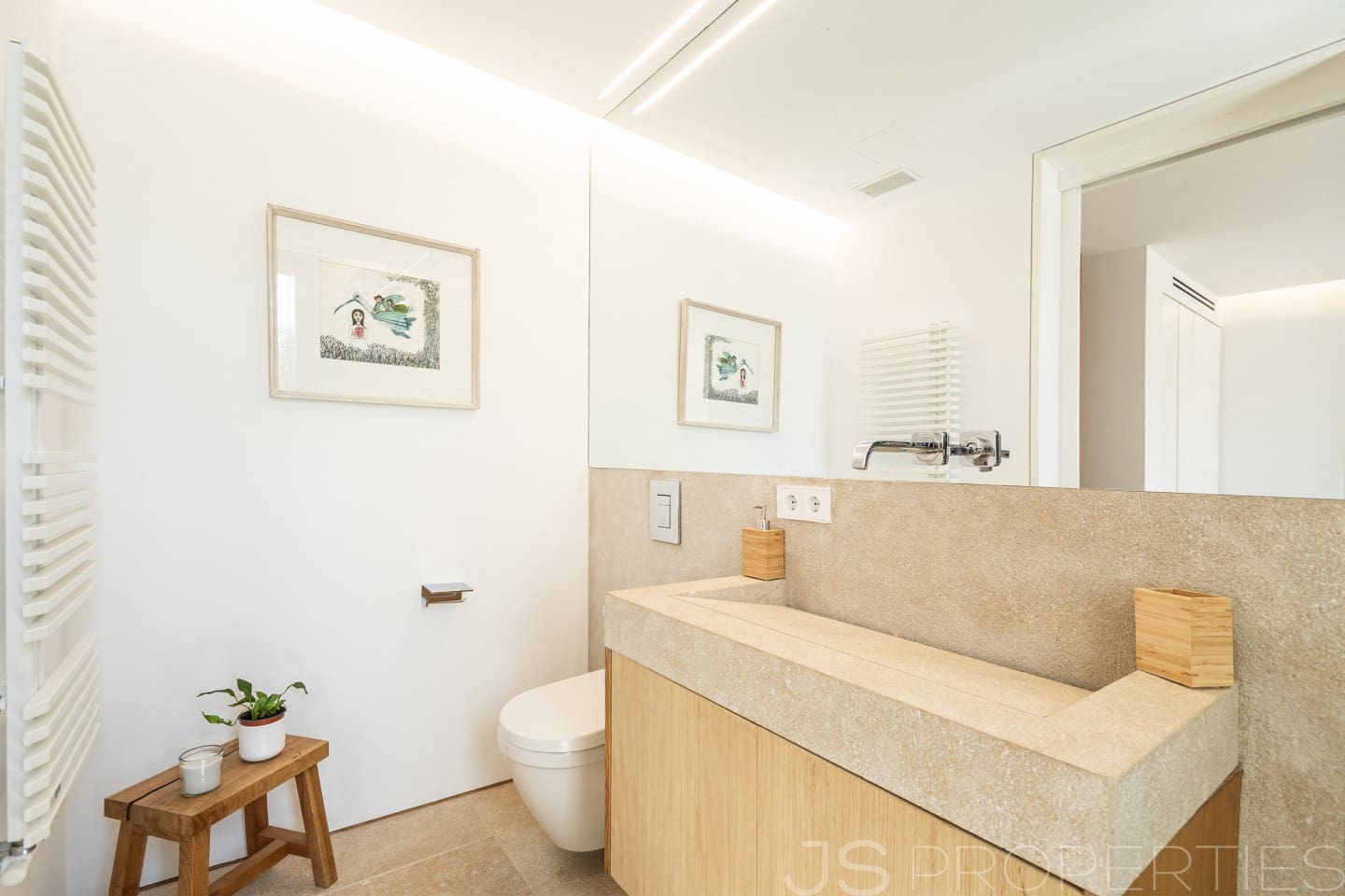 6 bedroom Villa for sale in Pollensa / Pollenca - € 5,200,000 (Ref: 9263814)