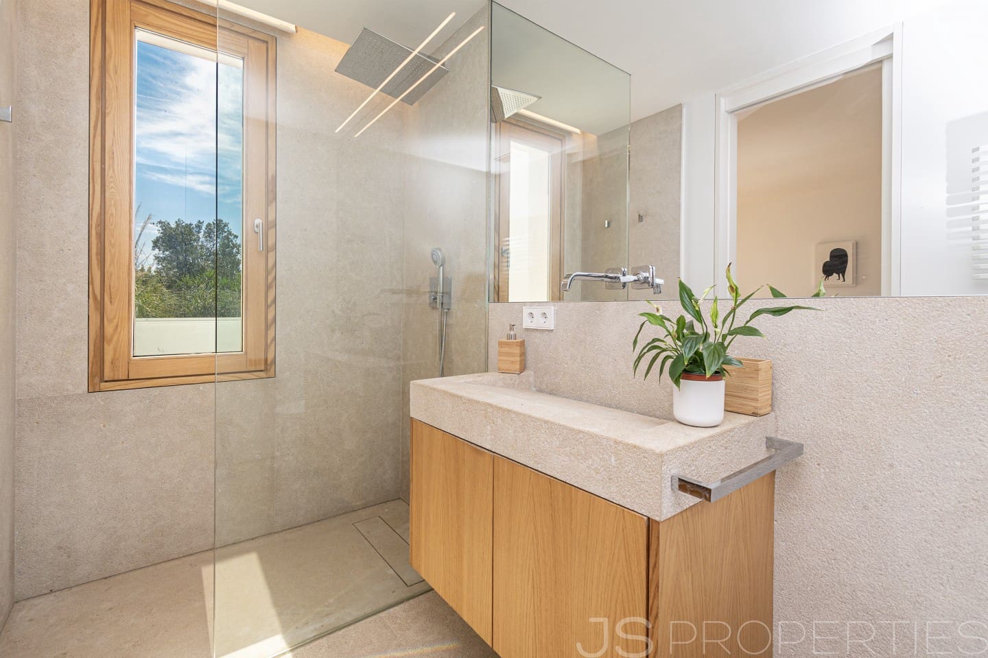 6 bedroom Villa for sale in Pollensa / Pollenca - € 5,200,000 (Ref: 9263814)