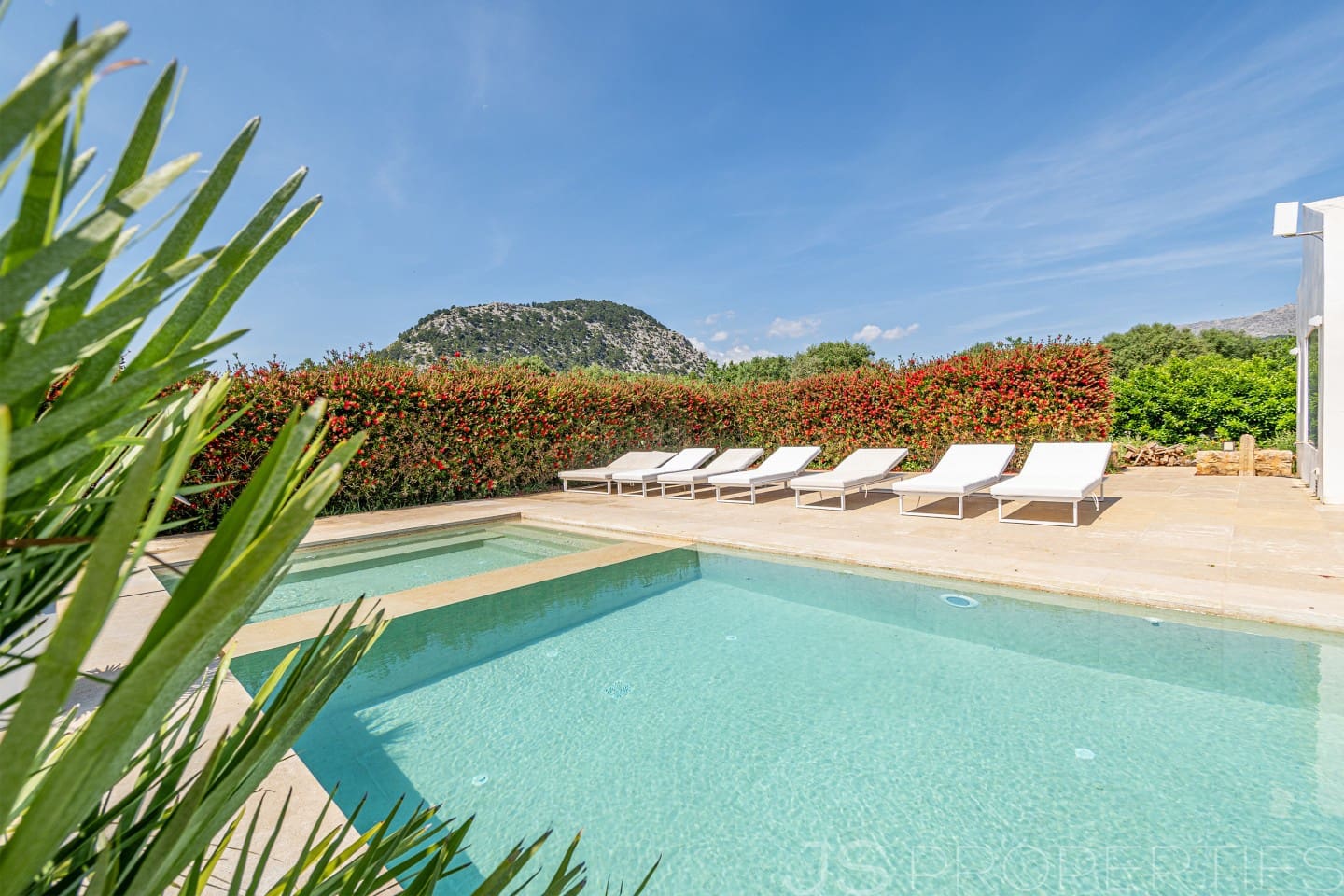 6 bedroom Villa for sale in Pollensa / Pollenca - € 5,200,000 (Ref: 9263814)