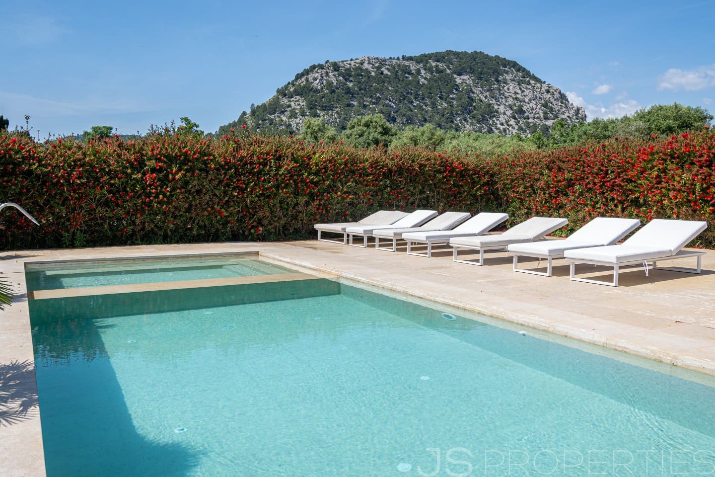 6 bedroom Villa for sale in Pollensa / Pollenca - € 5,200,000 (Ref: 9263814)