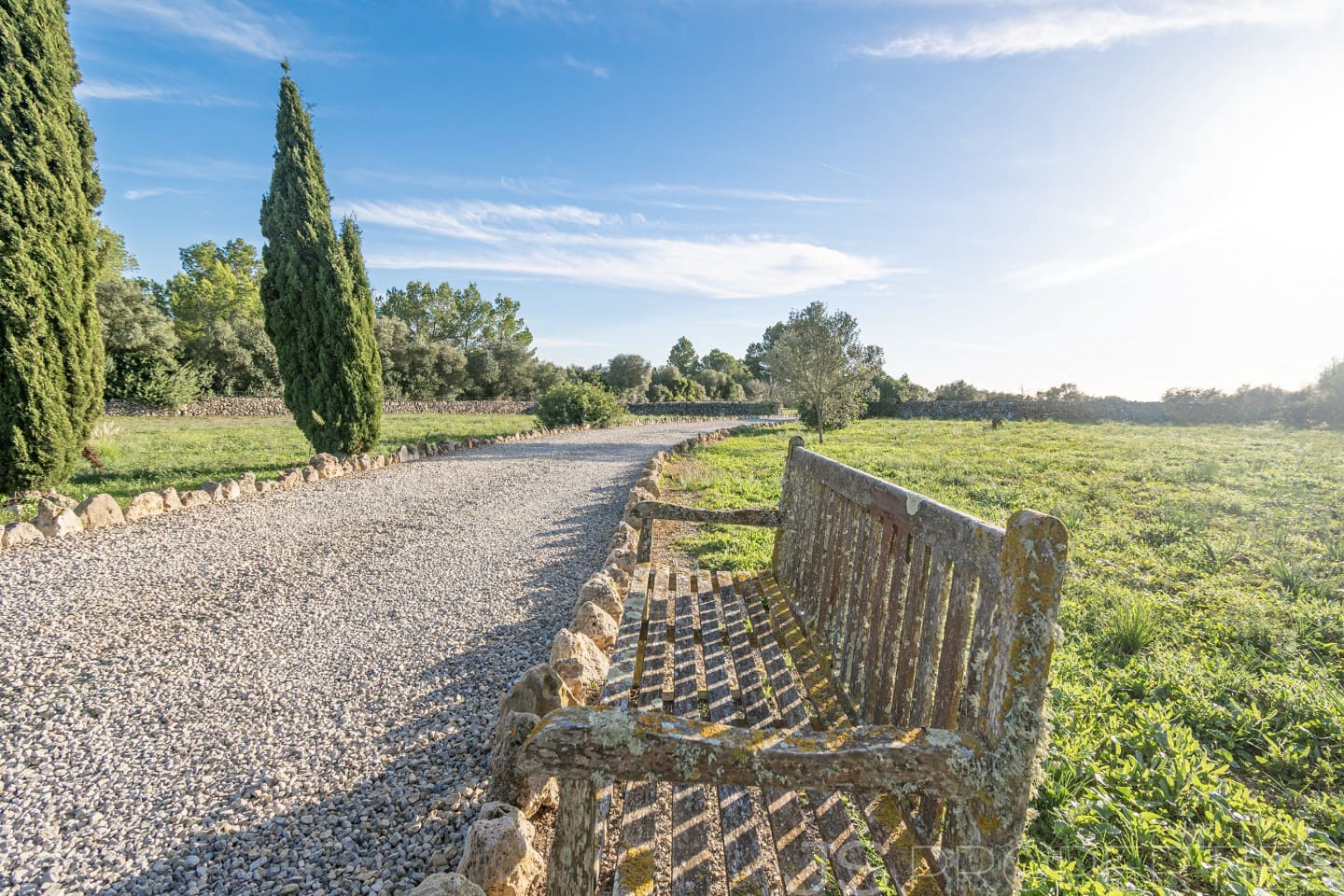 5 bedroom Villa for sale in Santa Margalida - € 1,200,000 (Ref: 9374653)