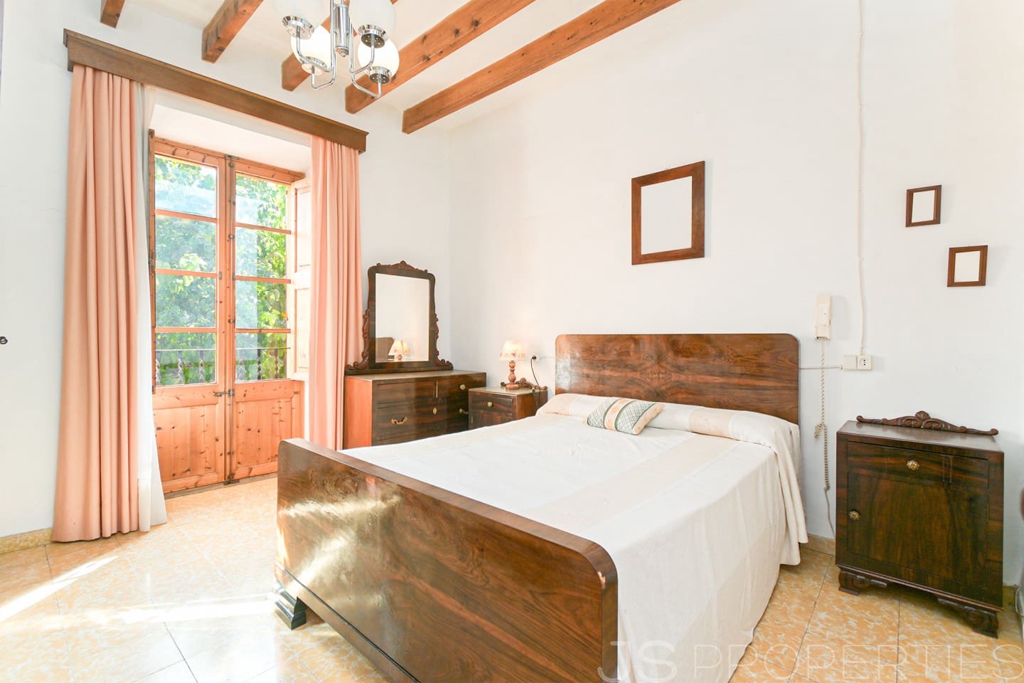 Casa de 5 habitaciones en Pollensa / Pollença en venta - 670.000 € (Ref: 9385923)