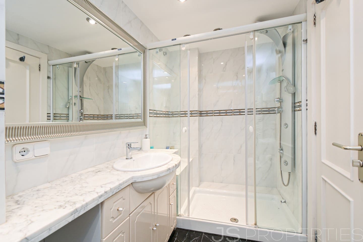 3 soverom Penthouse til salgs i Pollensa / Pollenca - € 525 000 (Ref: 9386968)