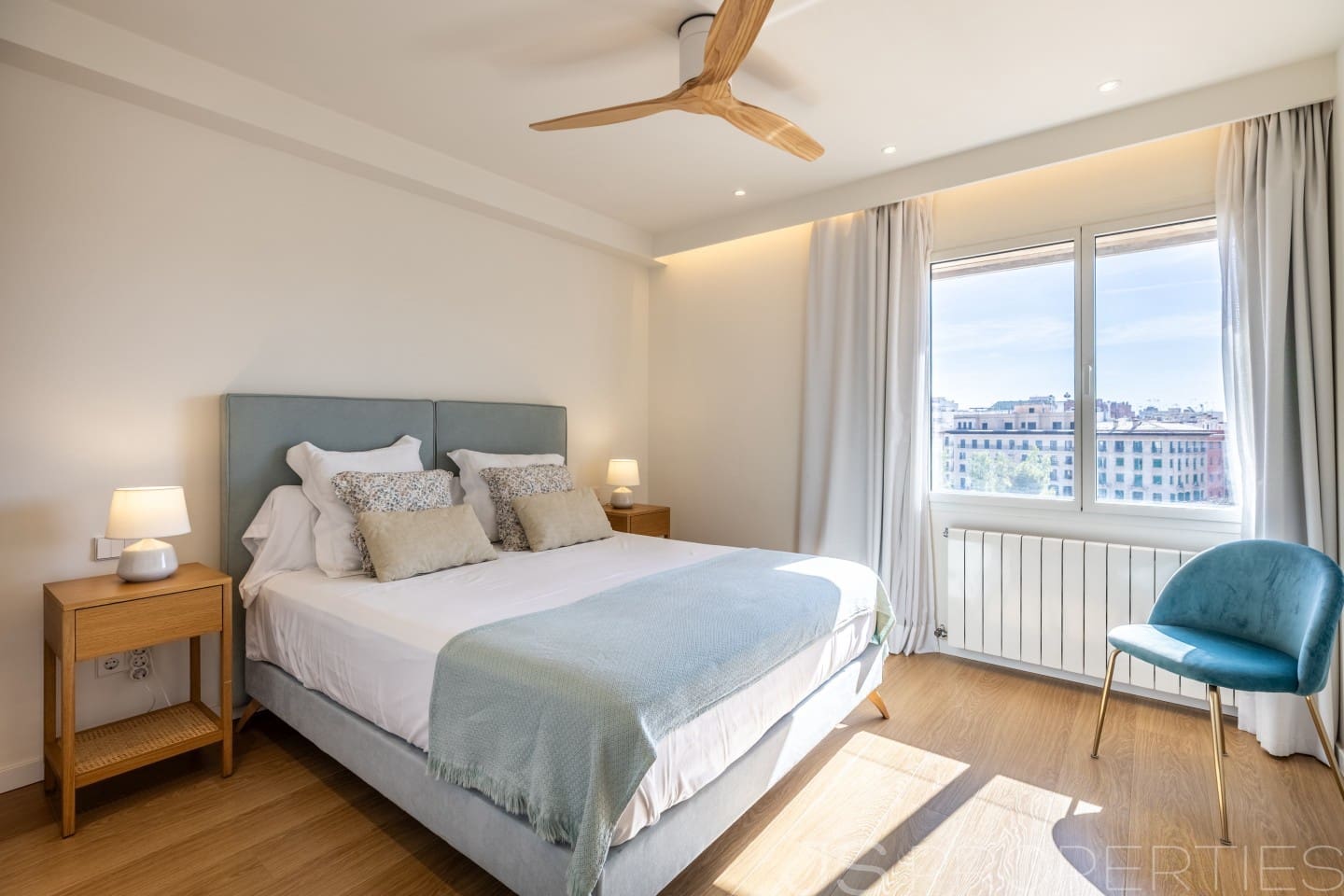 3 bedroom Apartment for sale in Palma de Mallorca - € 890,000 (Ref: 9401720)