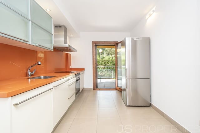 3 bedroom Apartment for sale in Port de Pollença, Pollensa / Pollença - € 650,000 (Ref: 9404608)