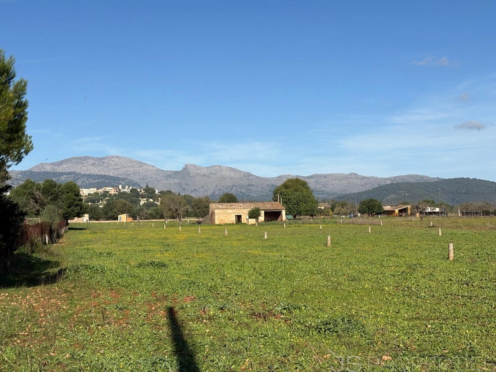 Byggetomt til salgs i Buger - € 414 000 (Ref: 9411309)