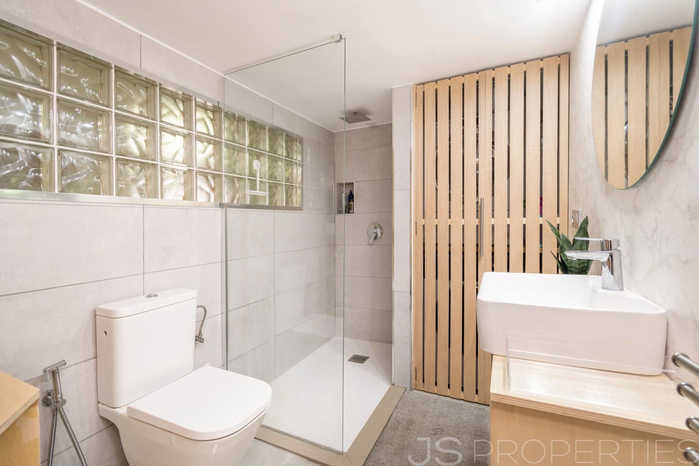 3 bedroom Apartment for sale in Alcudia - € 460,000 (Ref: 9443635)