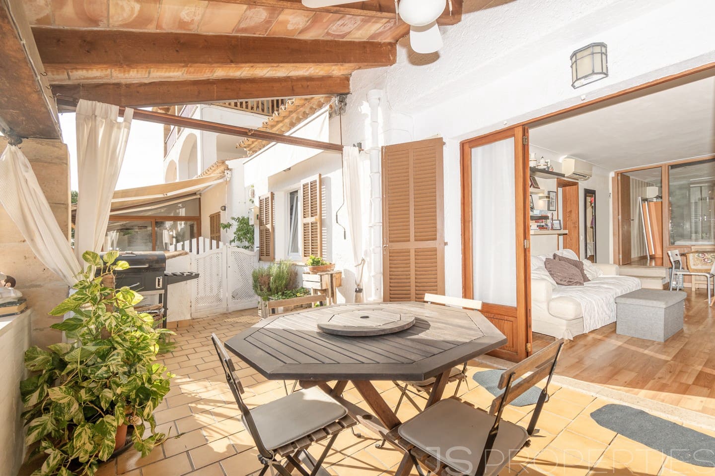 3 bedroom Apartment for sale in Alcudia - € 460,000 (Ref: 9443635)