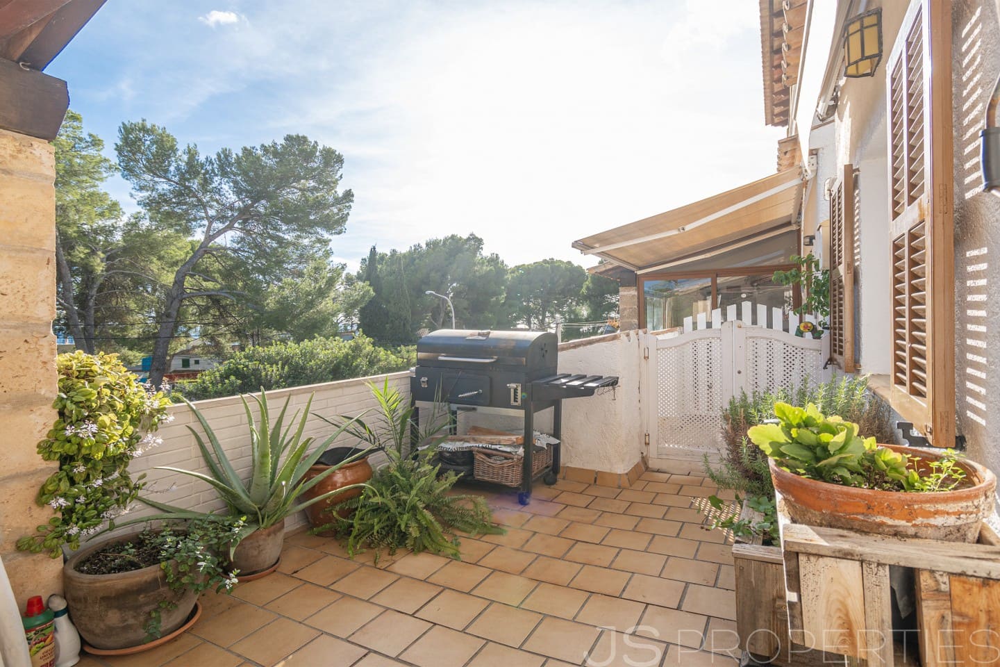 3 bedroom Apartment for sale in Alcudia - € 460,000 (Ref: 9443635)