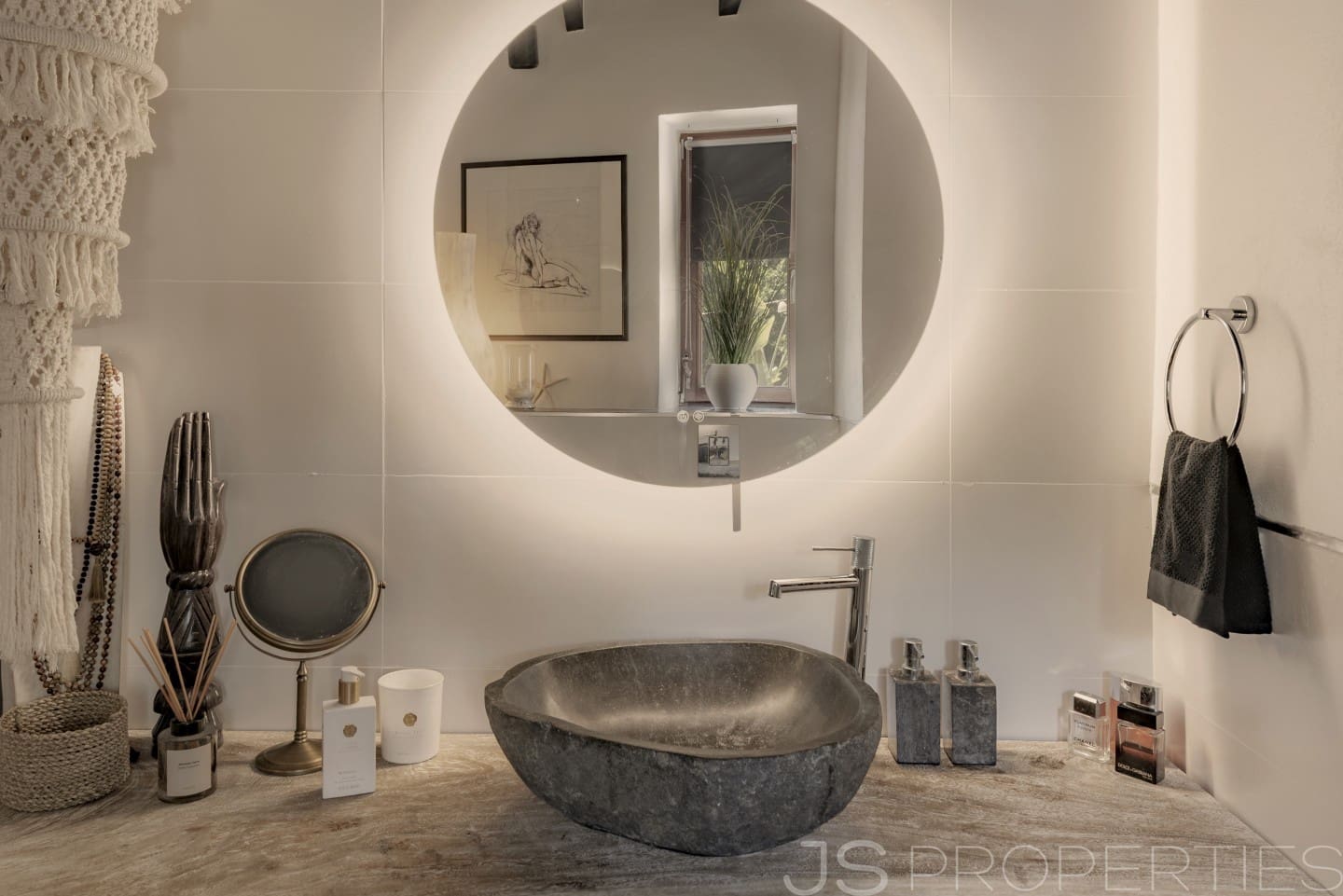 3 bedroom Townhouse for sale in Alcudia - € 899,000 (Ref: 9528859)