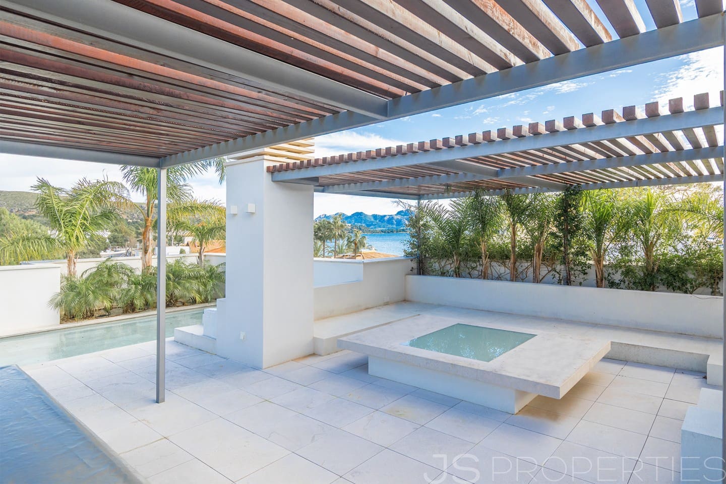 4 makuuhuone Kattohuoneisto myytävänä paikassa Pollensa / Pollenca - 2 650 000 € (Ref: 9639606)