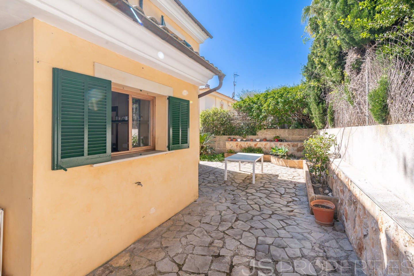 Semi-detached Villa for sale in Alcudia - € 1,650,000 (Ref: 9697742)