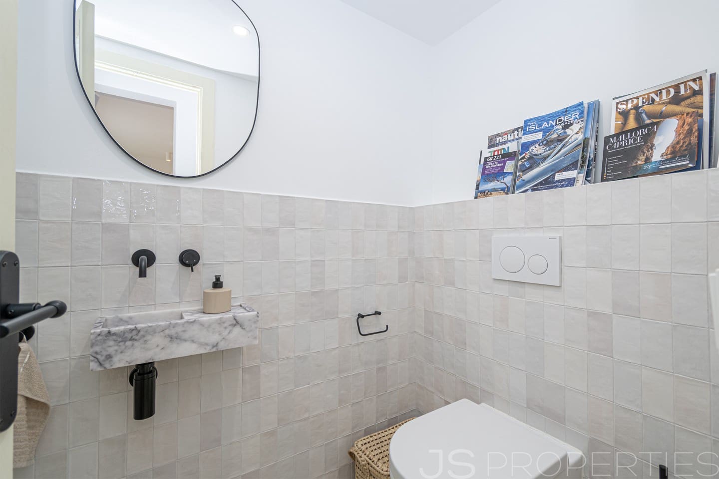 3 bedroom Townhouse for sale in Alcudia - € 1,190,000 (Ref: 9709031)