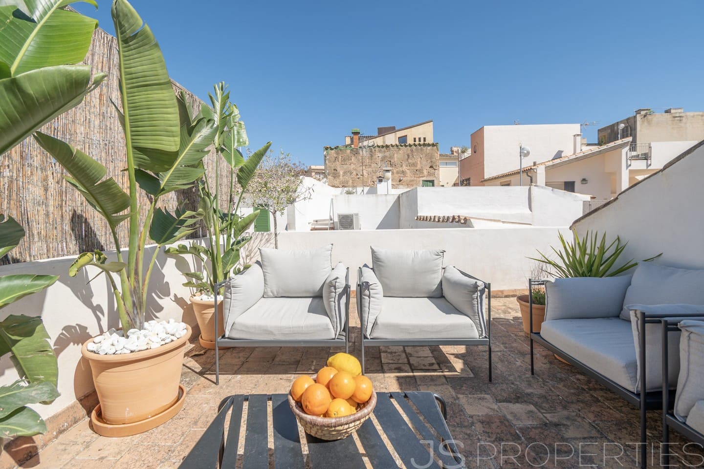 3 bedroom Townhouse for sale in Alcudia - € 1,190,000 (Ref: 9709031)