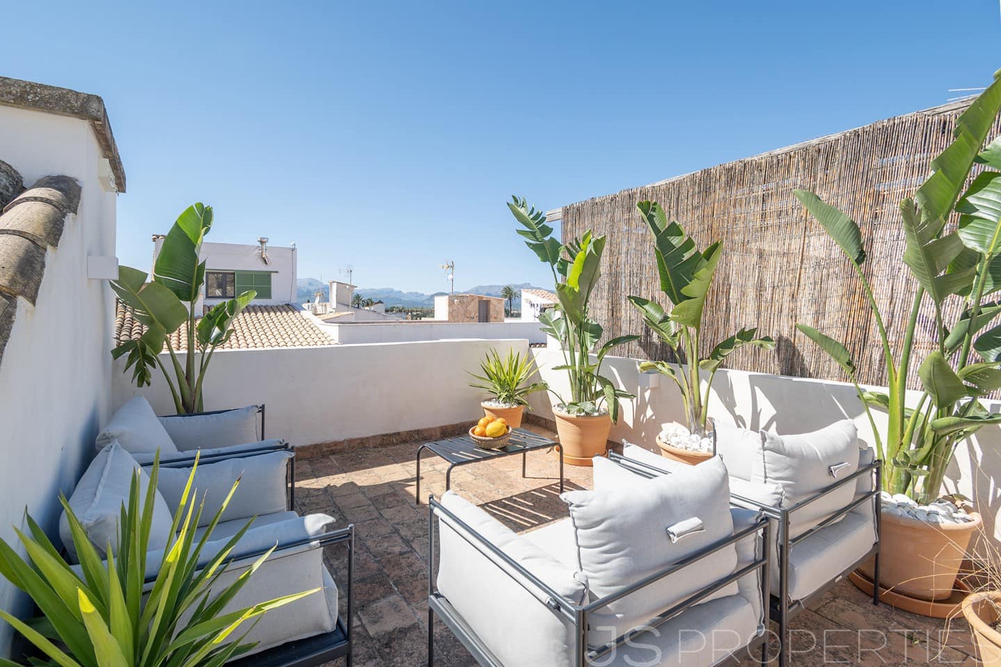 3 bedroom Townhouse for sale in Alcudia - € 1,190,000 (Ref: 9709031)