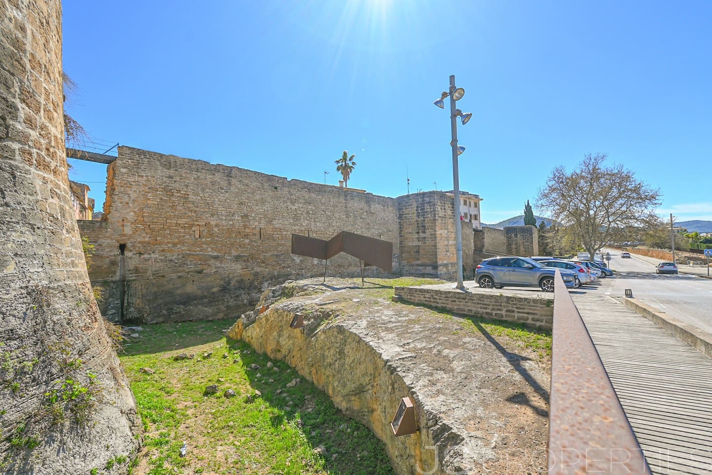 3 bedroom Townhouse for sale in Alcudia - € 1,190,000 (Ref: 9709031)
