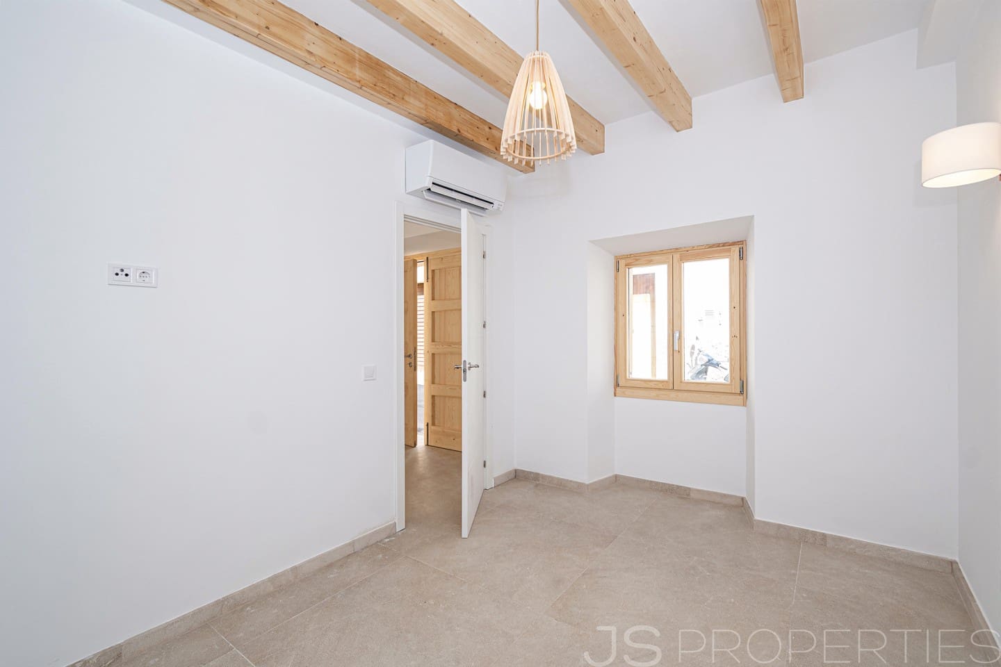 4 bedroom Townhouse for sale in Pollensa / Pollenca - € 1,530,000 (Ref: 9720292)