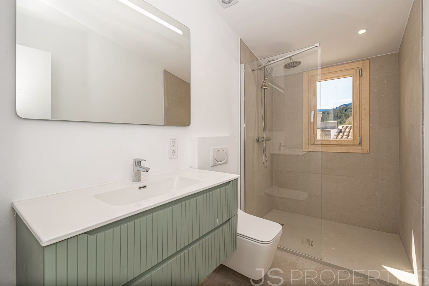 4 bedroom Townhouse for sale in Pollensa / Pollenca - € 1,530,000 (Ref: 9720292)