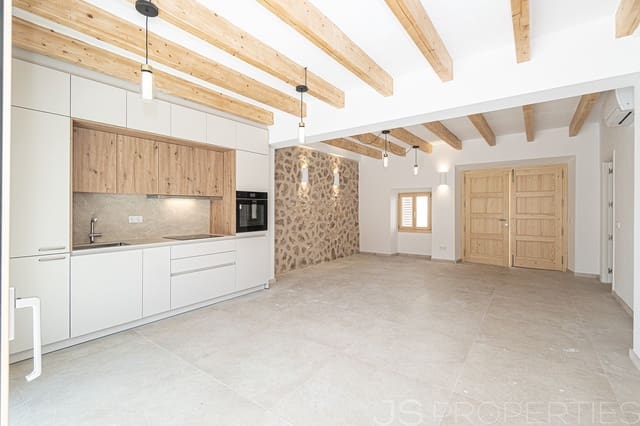 4 bedroom Townhouse for sale in Pollensa / Pollença - € 1,530,000 (Ref: 9720292)