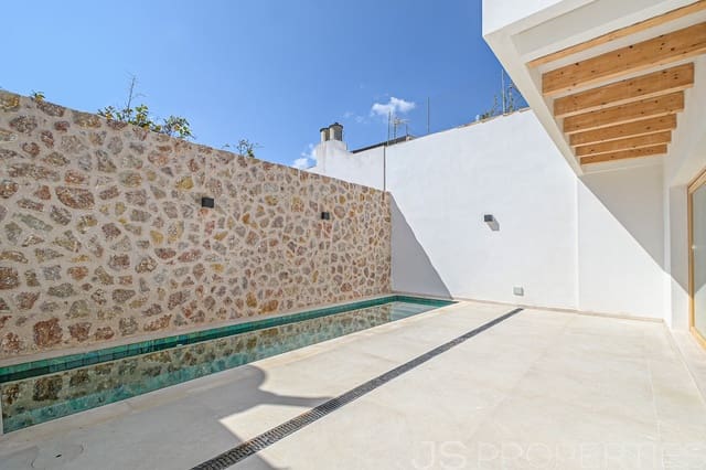 4 bedroom Townhouse for sale in Pollensa / Pollença - € 1,530,000 (Ref: 9720292)