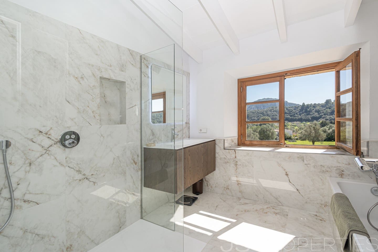 5 bedroom Villa for sale in Pollensa / Pollenca - € 2,995,000 (Ref: 9723812)