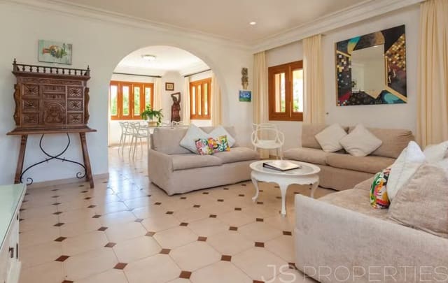 4 soveværelse Villa til salg i Port de Pollença, Pollensa / Pollença - € 2.200.000 (Ref: 9749274)