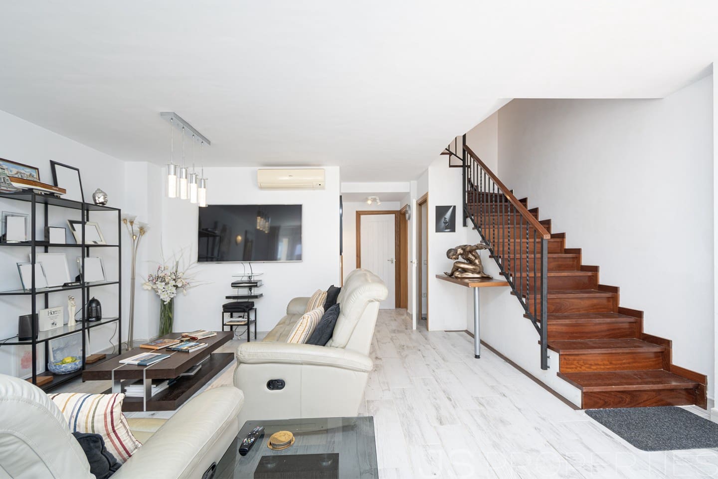 4 sypialnia Dom blizniak na sprzedaż w Pollensa / Pollenca - 795 000 € (Ref: 9777220)