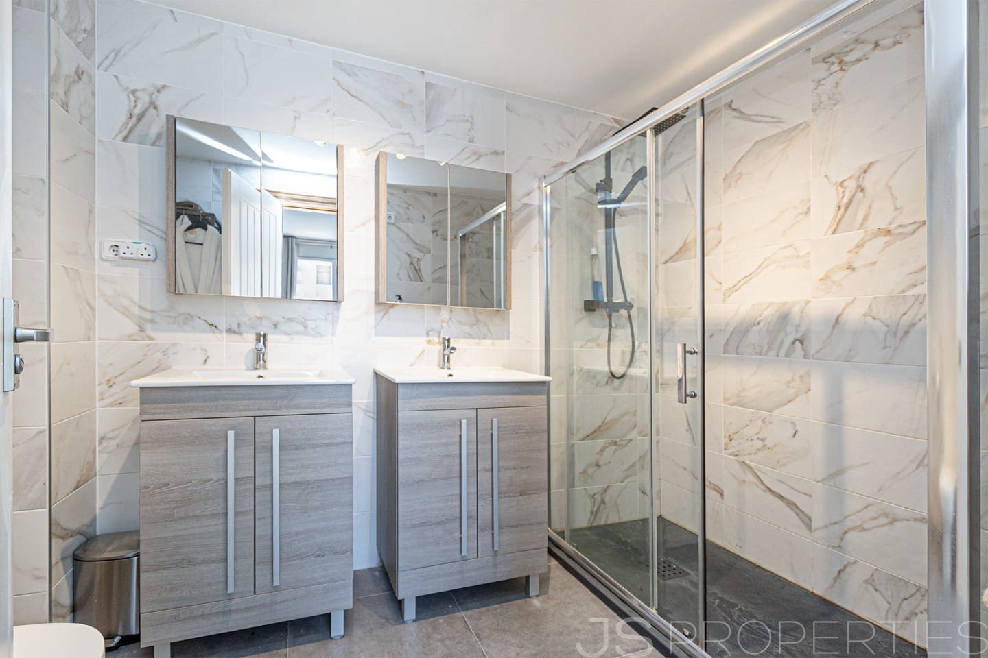 4 sypialnia Dom blizniak na sprzedaż w Pollensa / Pollenca - 795 000 € (Ref: 9777220)