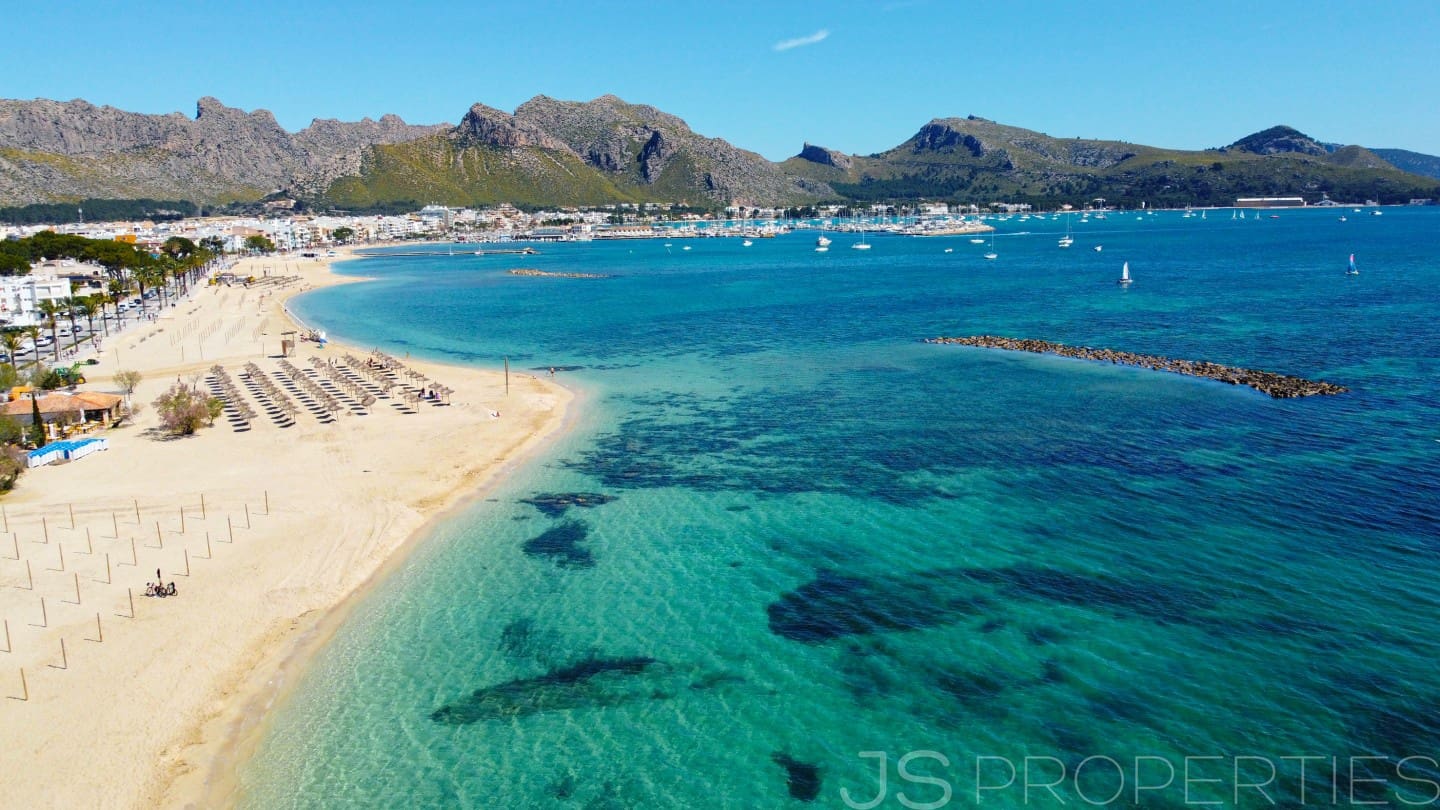 4 sypialnia Dom blizniak na sprzedaż w Pollensa / Pollenca - 795 000 € (Ref: 9777220)