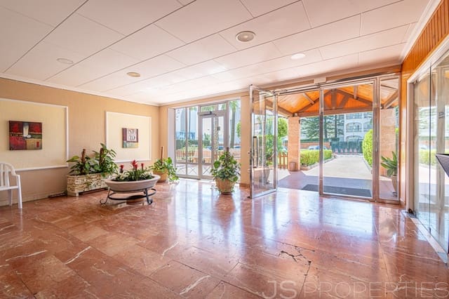 1 bedroom Apartment for sale in Puerto de Alcudia, Alcúdia - € 210,000 (Ref: 9807053)